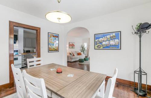Stylish 3br Cozy Home 10min Drive from ND! - Foto 51
