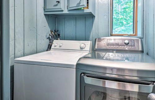 Wraparound Deck Big Bass Lake Home in Gouldsboro - Foto 26