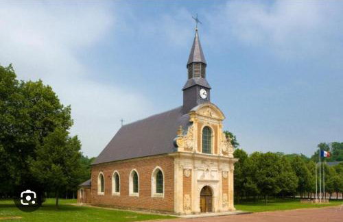 Entre les places, spacieux, calme, idéalement situé parking gratuit - Foto 24