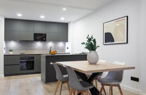 ApartsNouBcn Equador Les Corts - Photo 8