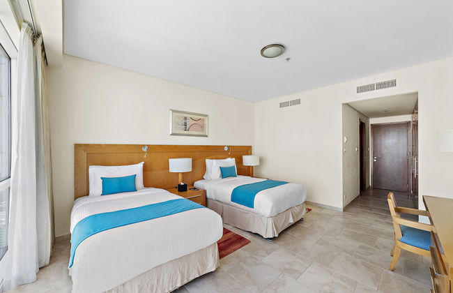 Blue Beach Tower - Photo 22