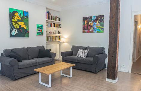 Bonito y espacioso piso en Bilbao. Centro - Foto 1