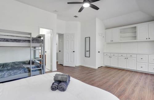 Modern Rustic Oasis Games Cinema UTD Plano Frisco - Photo 30