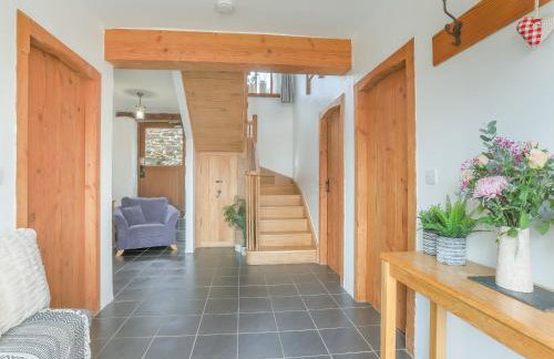 What A Beauty - Thr - Foto 16