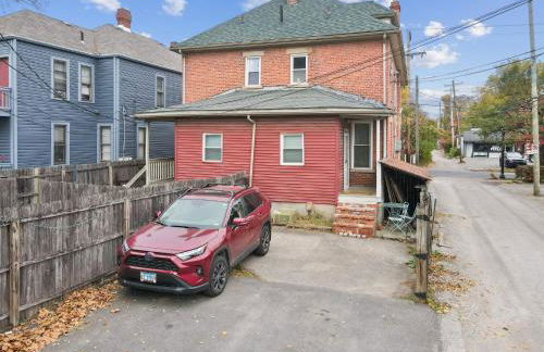 The Village Townhouse - 5 BR - Photo 5