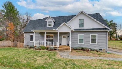 Hot Tub and Yard Temptation Stays Home in Roanoke - Foto 4