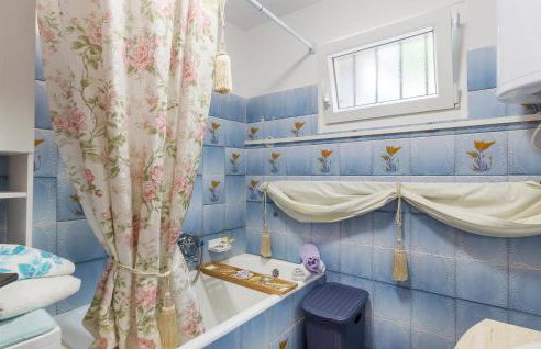 2 Bedroom Cozy Home In Kostrcani - Photo 29