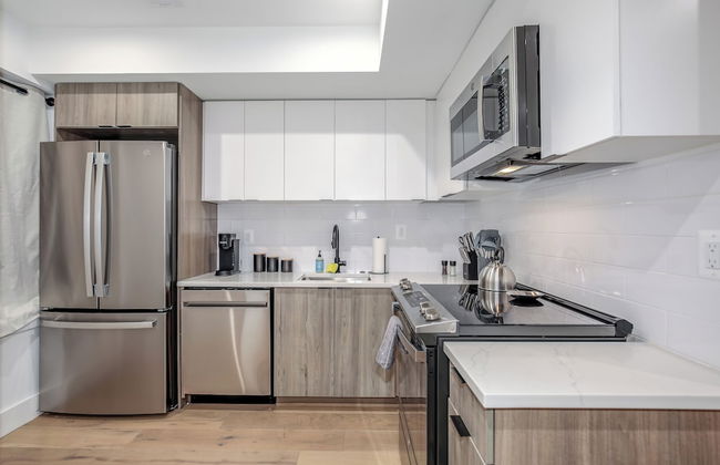 Capitol Hill Suites - Unit 3 - Photo 3