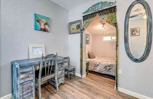 Updated Home 2 Mi to Beach in Crescent City! - Foto 18