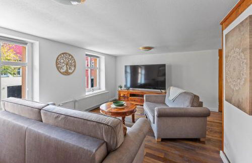 Sabina Monteurwohnung I 75 Zoll TV I KÜCHE I BAD I BACKOFEN I - Foto 5