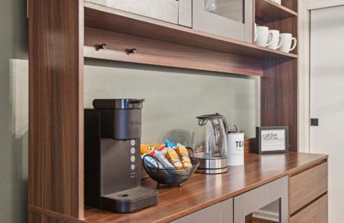 Spacious 4BR Retreat in Vibrant Smyrna Near Lakes - Foto 16