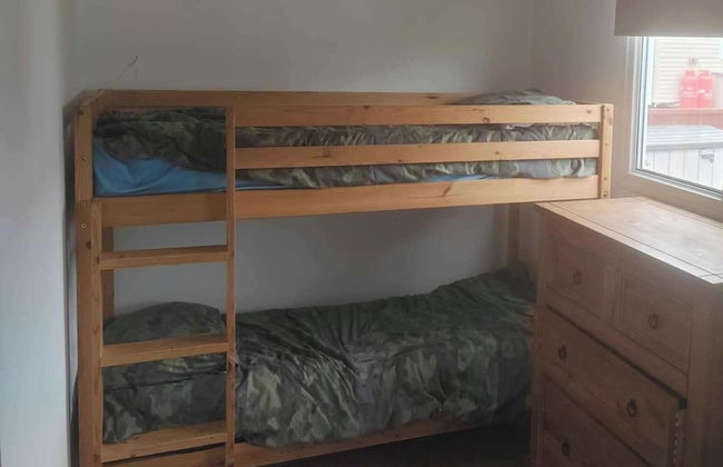 1br-garden-parking-pets-10 Mins to Beach - Photo 2