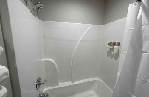 Brand New! Charming and Cozy - Foto 10