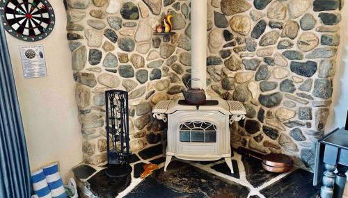 Squirrel View Hot tub BBQ Patio Shuffle Board - Foto 5