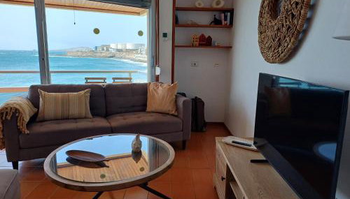 Sobre el Mar by CanariApartment, Oceanfront House with 3 Balconies in Salinetas - Foto 4