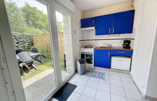 Charmante maison à 150m de la plage, 2 chambres, jardinet, proche Jullouville et St Pair-sur-Mer - FR-1-361-33 - Photo 3