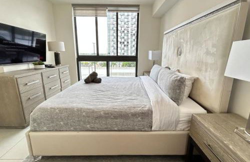 Resort Style Luxury Living in Doral, Miami - Foto 2