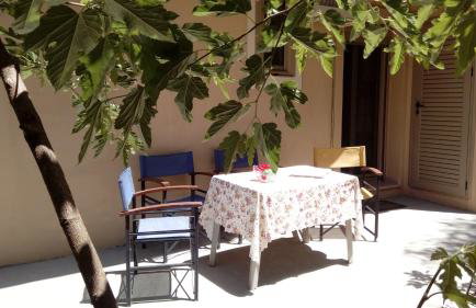 Flamiatos Garden Cottages - Photo 16