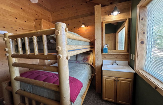 Mount Peale Country Inn and Cabins - Photo 29