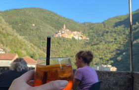 Iconic Italian Townhouse w Rooftop Terrace & Mountain View, Pigna - Foto 27
