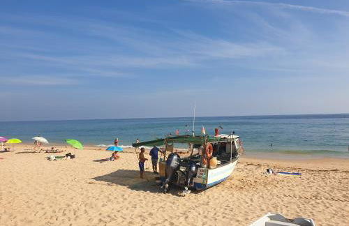 Stunning Villa with Pool & View near beach - Foto 10