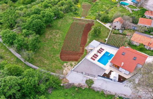 Awesome Home In Lecevica - Foto 21