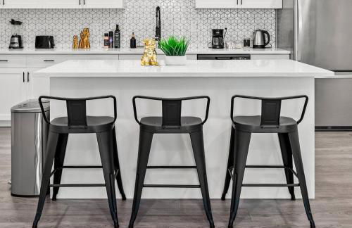 Newly Remodeled 3BR Apt | Mins to Disney | Arcade - Foto 50