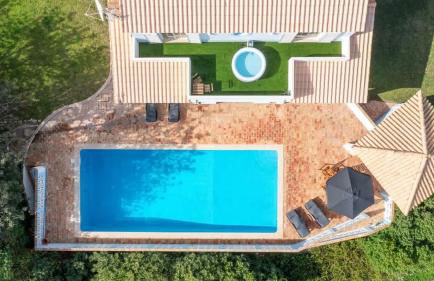 Spacious Villa Swimming Pool by HostWise - Foto 65