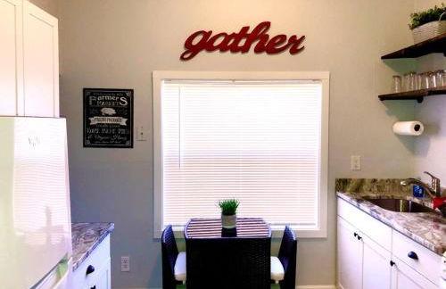 Overlooking Downtown Dunedin Two Bedroom apartment NO KIDS, NO PETS - Foto 7