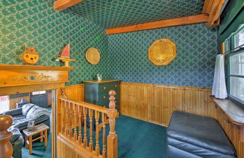 Walk to Lake Cabin with Deck and Views in Fawnskin - Foto 15