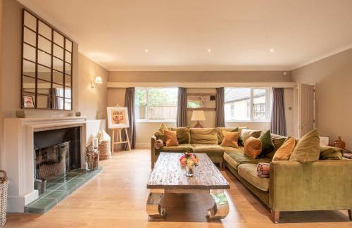 Spacious Country Cottage Sleeps 7, Air Con, Fire Pit & Dog Friendly close to Bath - Foto 6