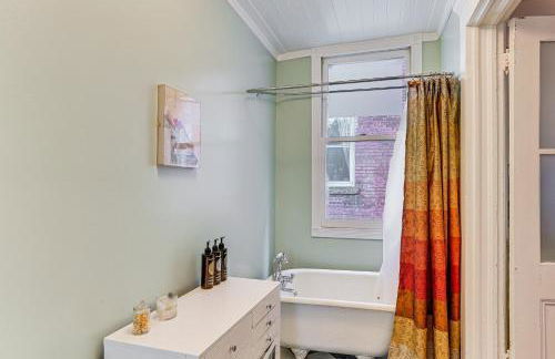 Walk to Hudson River Pet-Friendly Home with Views! - Foto 18