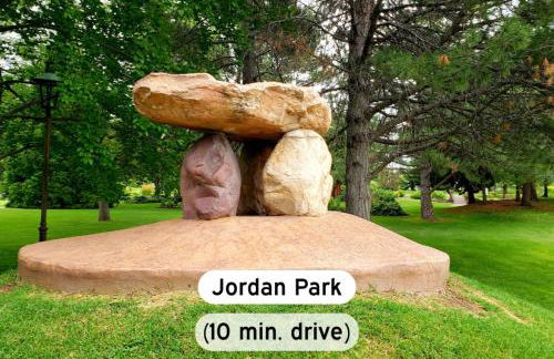 Comfy 1BR w Parking Near Temple Sq and Delta Ctr - Foto 77