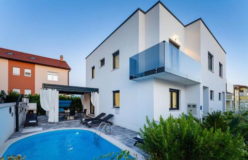 Villa Essenza Mare in Vodice with private pool & pet friendly - only 650 meters from the beach - Photo 3