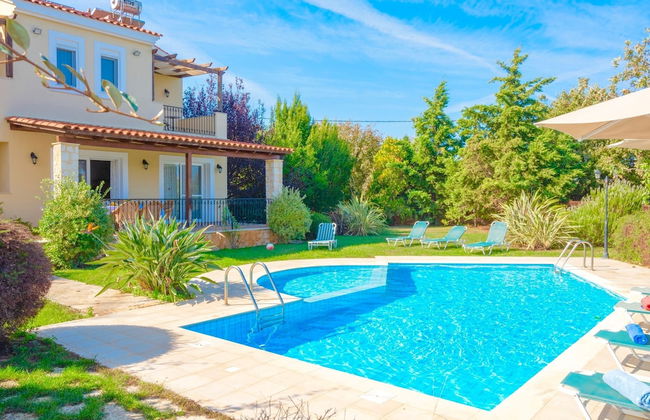 Dafni Villa by LeaderStay - Foto 17