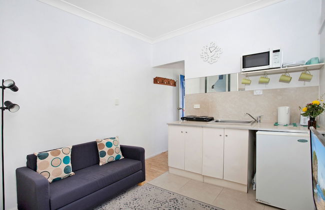 Beach House - Photo 25