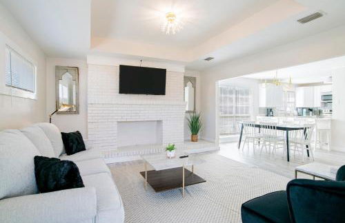 House in Mobile Newly Renovated! Quiet & Centrally Located! - Foto 1