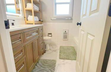 Cozy home, Walk to Lake, Food & Shops, EV Charger - Foto 21