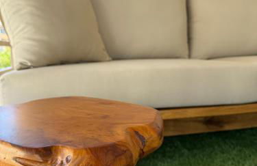 Rustic Boutique Apartment with Live Olive Tree & Private Parking - Photo 17