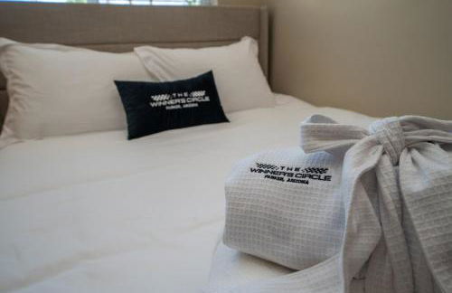 New Luxe Riverfront Home, Launch & Dock, Gamerooms - Foto 21