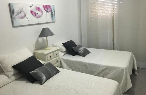 1a línea con PISCINA Nuevo - Foto 6