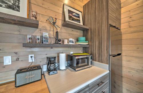 Ennis Lake Studio w/ Kayak, Pool & Fire Pit! - Foto 10