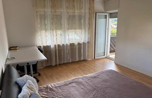 Cozy and Modern Apartment Your Home Away from Home - Foto 4