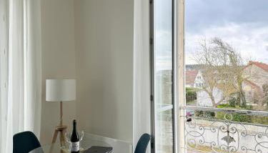 Sunny Apt on D-Day Beach with Parking - Foto 5