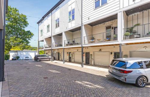 Walk to Vanderbilt and Belmont with Garage and Rooftop Deck - Foto 54