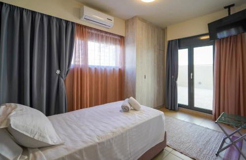 Theo and MS Luxurious Apartments by Filos Inc - Foto 26