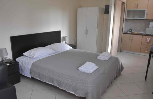 AVR Airport Deluxe Suites 4 AIRPORT FREE SHUTLE - Foto 12