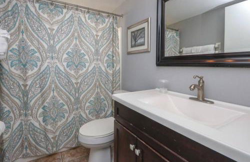 HARRY POTTER LIVES HERE! Unforgettable Home, Pool, Sleeps 8, Near Dis, LOW Rates! - Foto 65