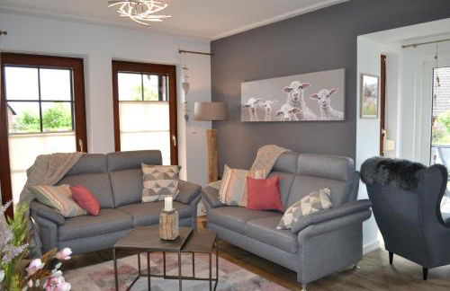 Kernsaniertes Ferienhaus direkt hinterm Nordseedeich NW - Foto 3