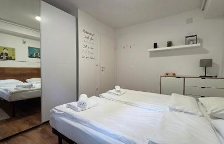 Garden View & private parking - Photo 42